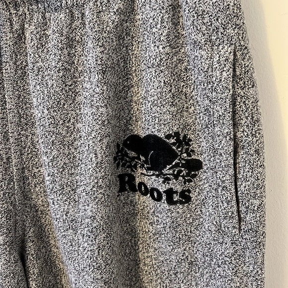 ROOTS Women’s Sweatpants - Picture 5 of 7